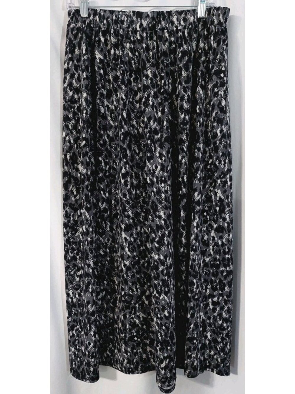 Cj Banks Maxi Skirt Size 2X Black White Length 36" Elastic Waist Leopard Print